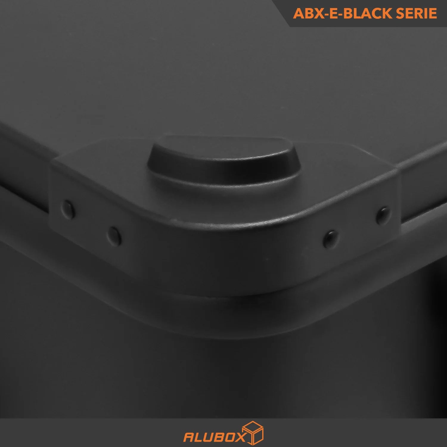 ALUBOX Premium 18 - 159 L Stapelecken - komplett schwarz