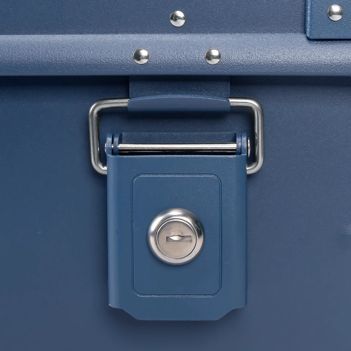 ALUBOX Metallkiste Alu blau - stapelbar - mit Deckel
