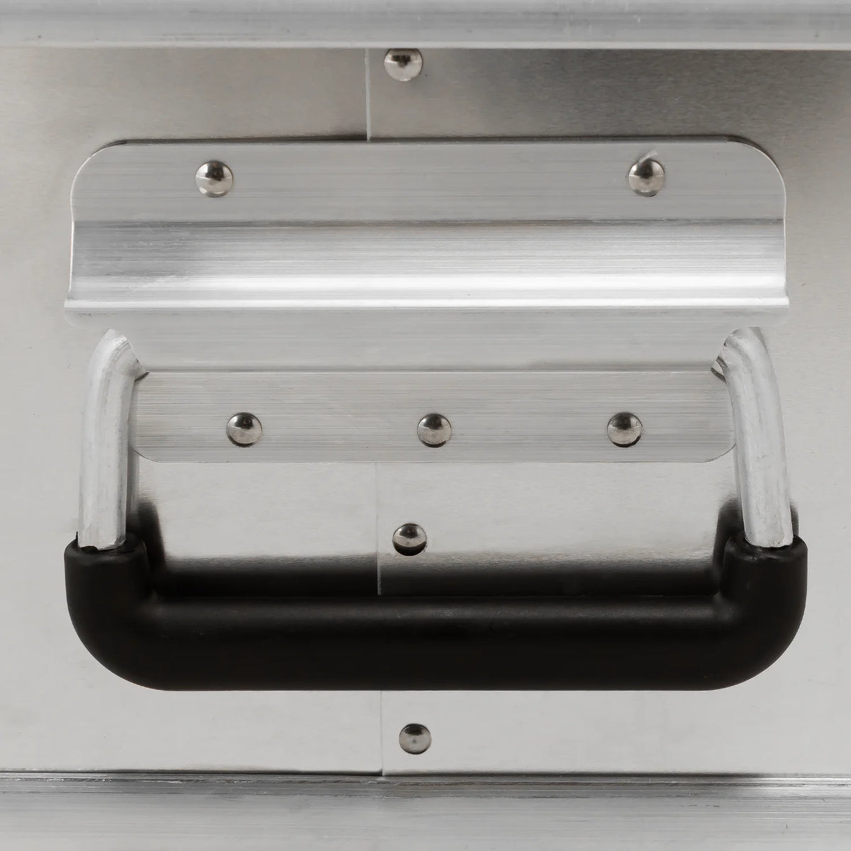 ALUBOX Outdoor Transportkiste wasserdicht blank silber